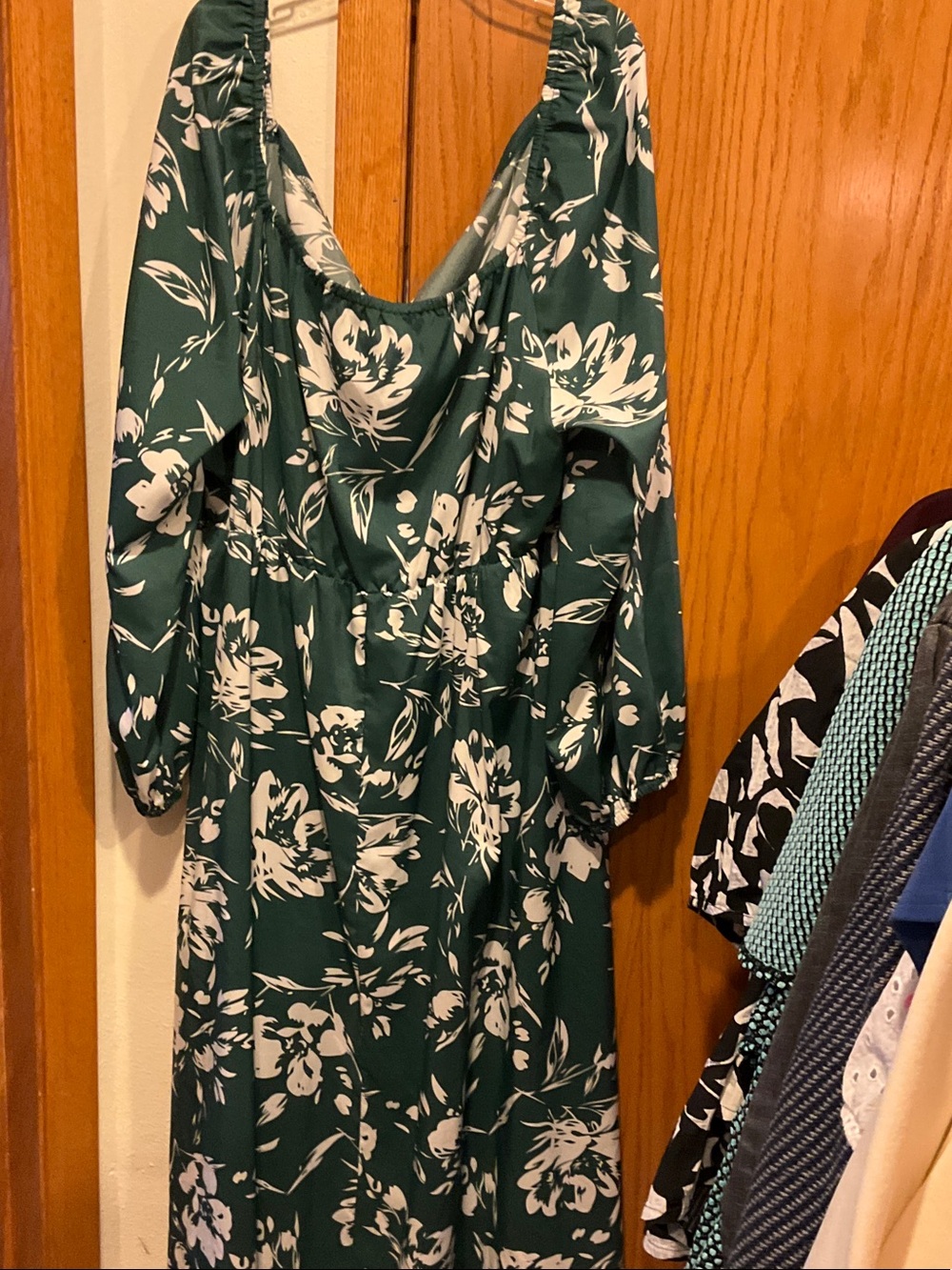 Green Floral Long Sleeve Midi Dress - Elegant Women's Dress